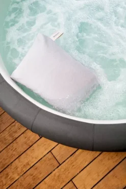 Badesofa Zitkussen - Grijs 12 Badesofa Zitkussen - Grijs -Opblaasbare Jacuzzi Verkoop 1900 1268 kopie von badesofa iy 32