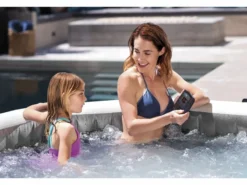 Intex Pure Spa Greywood Deluxe Opblaasbare Spa - 4 Persoons -Opblaasbare Jacuzzi Verkoop 28442 inuse2 2020 300 1