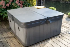 W'eau Spa Cover 225 X 225 Cm - Radius 18 Cm -Opblaasbare Jacuzzi Verkoop kopie van laj09922 2 2 1