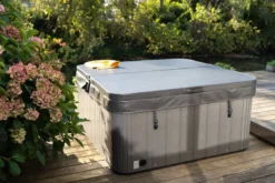 W'eau Spa Cover 215 X 215 Cm - Radius 18 Cm -Opblaasbare Jacuzzi Verkoop kopie van laj09934 1